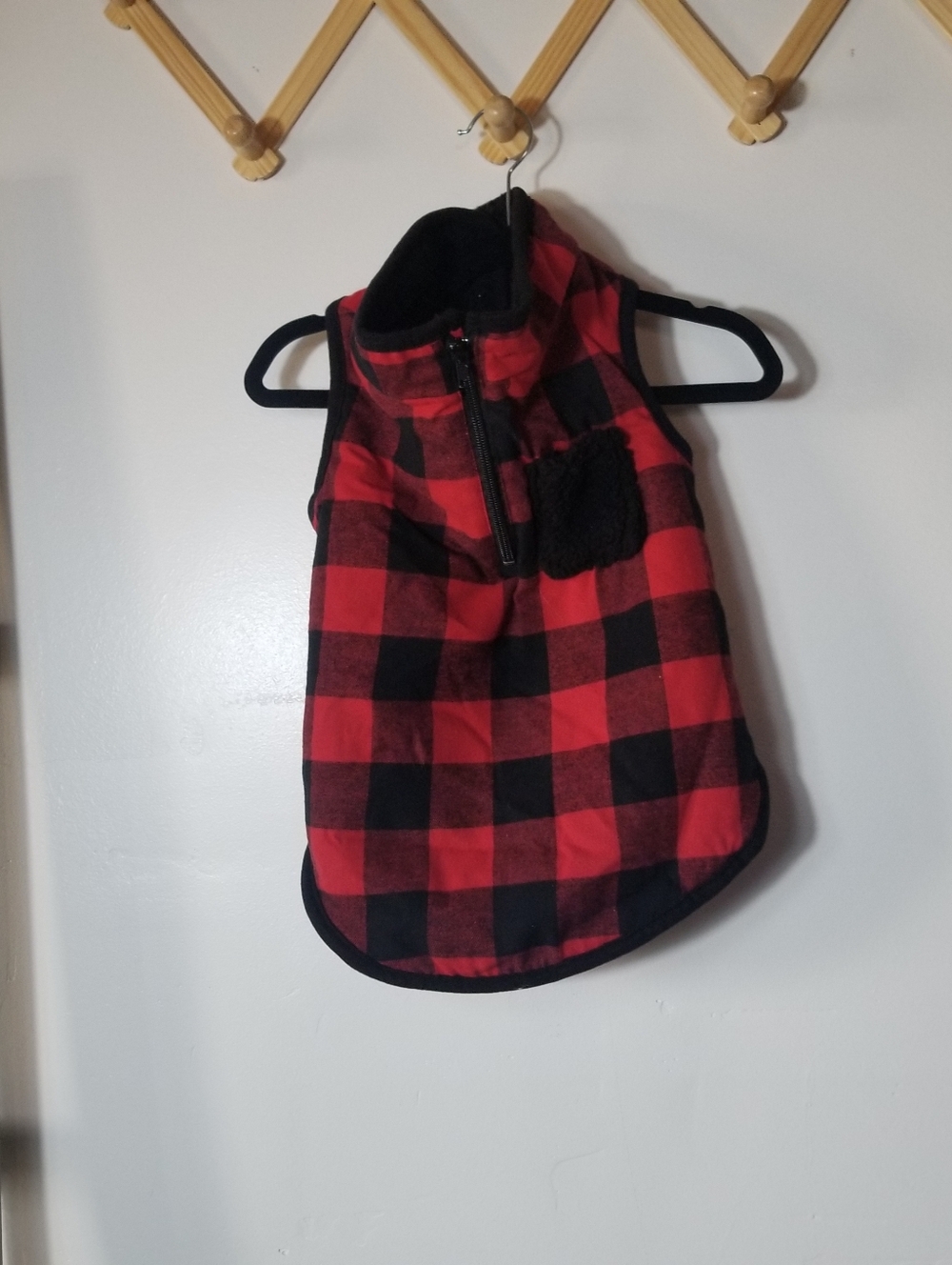 WOOF DOG RED AND BLACK BUFFALO PLAID COAT SIZE LARGE